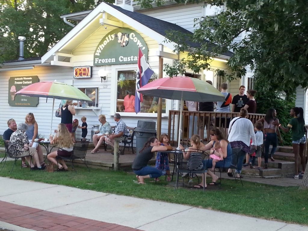 Wholly Cow frozen custard restaurant Delafield Wisconsin